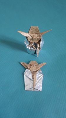 Yodas - Fumiaki Kawahata
carrés de foil "grimoire" 10cm
